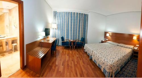 艾斯特雷馬杜拉酒店 (Extremadura Hotel) in 拉馬德里拉