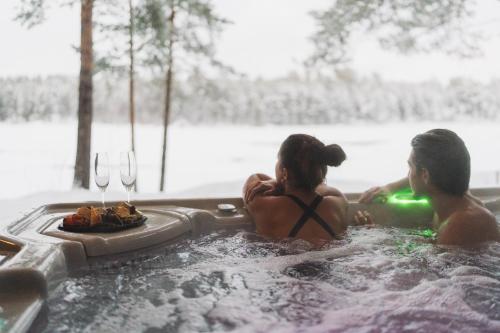 Kümblustünn, Wilderness Hotel Juutua in Inari
