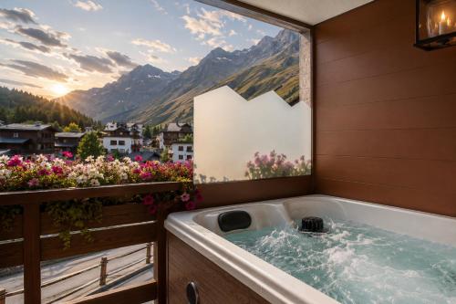 Cervinia Ski Apartment François - Private Hot Tub & Mountain View