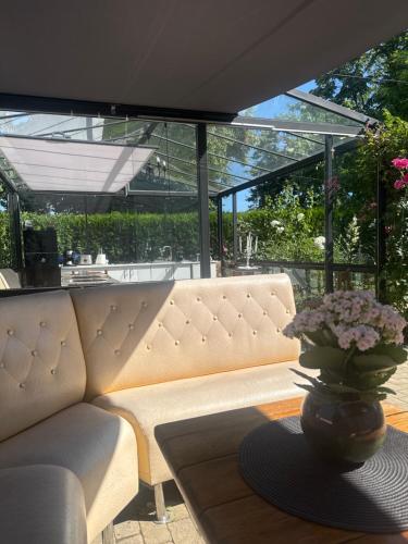 The house of roses in Eforie Nord