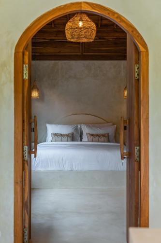 Palma Bingin - Sophisticated 2BR Villa with Lush Canopy Views! - image 5
