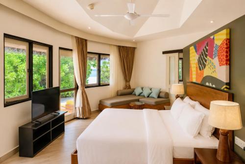 room detail thumbnail 1