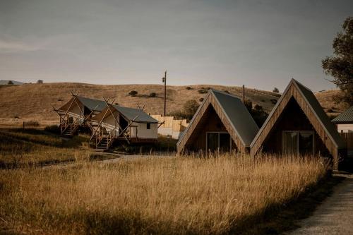 Cute A-Frame Cabin for an Amazing Couples Getaway near Yellowstone National Park in Emigrant, Montana