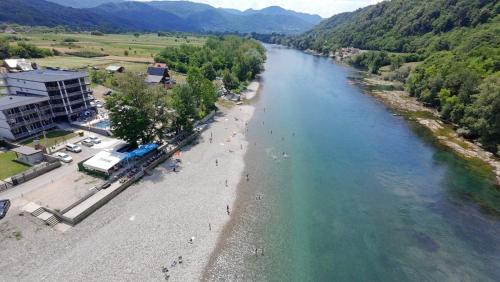 Drinsko Srce Tegare in Srebrenica