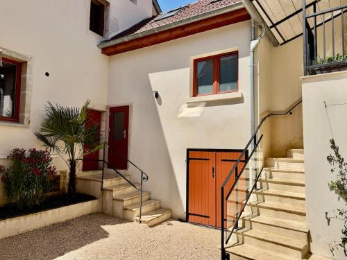 Quiet & air-conditioned apartment 5 minutes from Dijon in Шенов