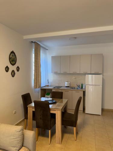 Apartmani Kovacevic in Dobrota