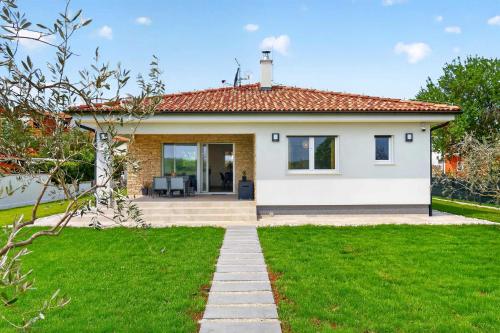 Villa Tea by Rent Istria - Accommodation - Umag
