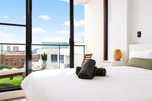 Central Ultimo 3BR - PoolGym & 2 Parking-Balcony - image 8