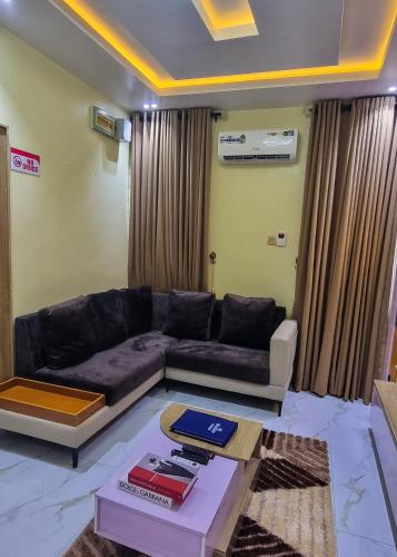 Shekere N Gbede Signatory Apartment