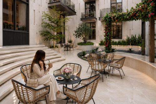 สวน, Liora Hotel, Al Yasmin District in อัล ยัสมิน