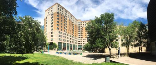 Toronto Metropolitan University- Pitman Hall Residence – khách sạn tại Khu Vườn Hoa