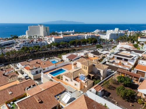 Villa Evita Private Pool, Jacuzzi & Sea views