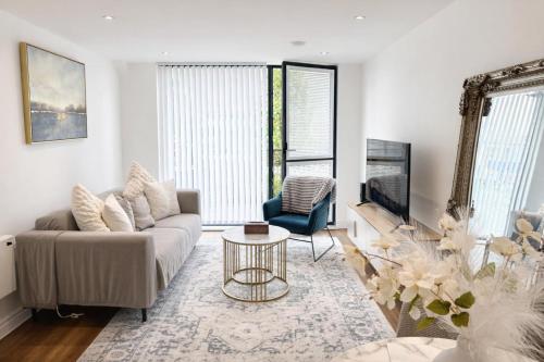 Stylish 2-Bed Apartment by Manchester City Cente, Manchester