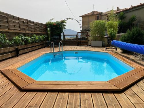 Charmante Villa avec Piscine Jardin et BBQ à 30min de Nice