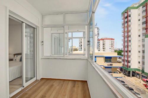 One step to the beach apartment - image 4