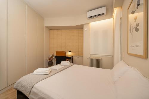 Cozy 1BR Pangrati Local Lifestyle by TwentyTwo, Athens