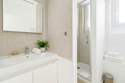 FurtiveStay - Champs Elysées - St Honore - image 2