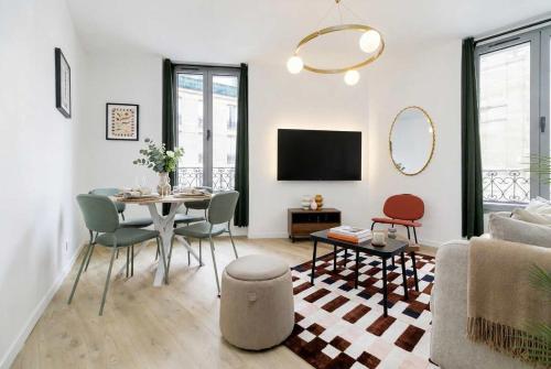 FurtiveStay - Sentier - Ponceau 2 - main image