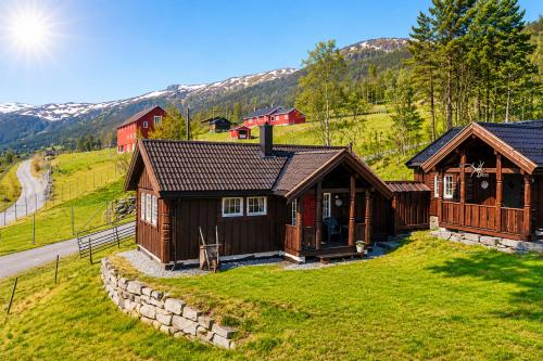 Cottage Yard - cozy Cabin