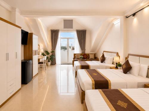 Thuận Hòa Hotel