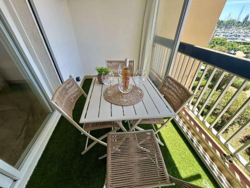 Appt 2 pièces 4 couchages vue port CAP D 'AGDE CT020-253
