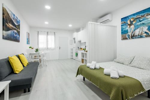 Shared lounge/TV area, Studio New Complete 4 pax in San Fernando de Henares