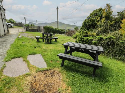Glan y Gors - main image