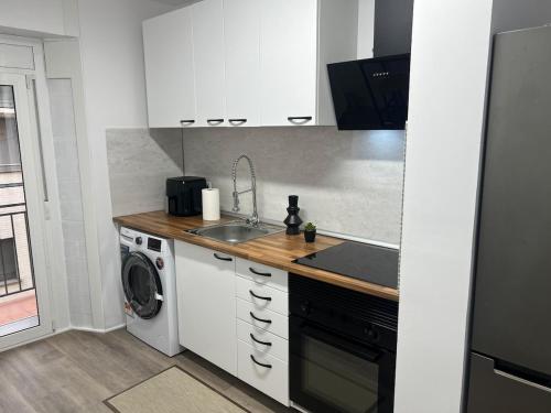 Apartment in Amer in Amer