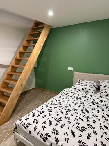 Charming Dual-Unit Apt near Bastille