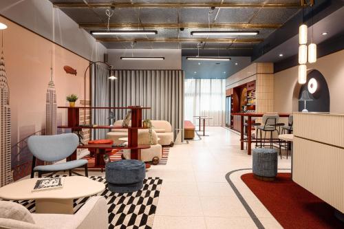Empfangshalle, B&B HOTEL Wroclaw Old Town in Wroclaw