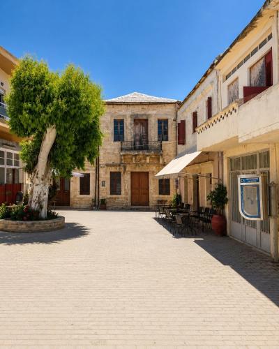 Restaurant, Cozy Modern Maisonette in a Quiet Village in Paliani
