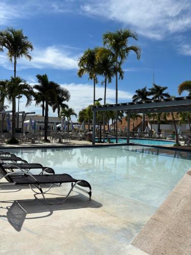 Flat - DiRoma International Resort in Estância Chácara Itapema
