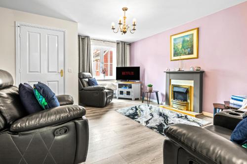 Contractors & Families, Free Parking, Fast WiFi, RHS Bridgewater gîte à louer Boothstown