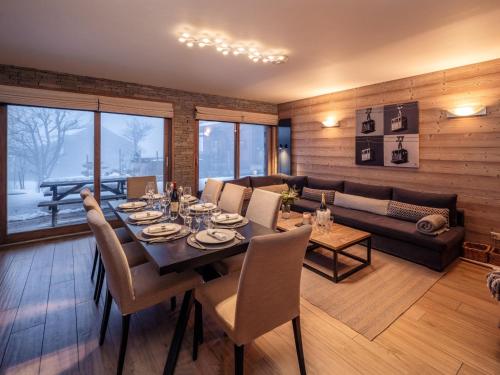 Chalet familial proche pistes et commerces, 4 chambres, accepte animaux - FR-1-566-76 in Meribel Village
