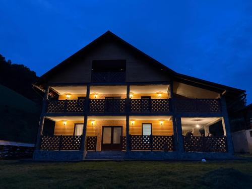 Cabana Glasul Naturii in Zagra