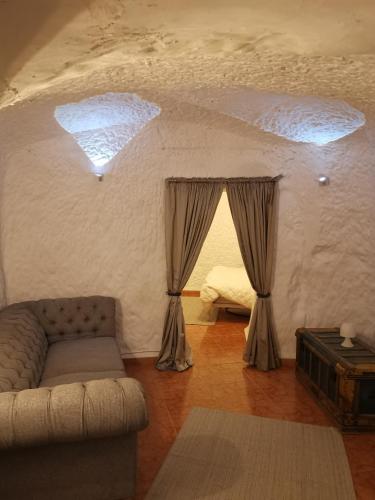Cave house with terrace and fantastic views in Canjayar