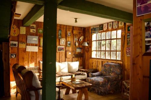Los Coihues camping & hostel in Lago Gutierrez
