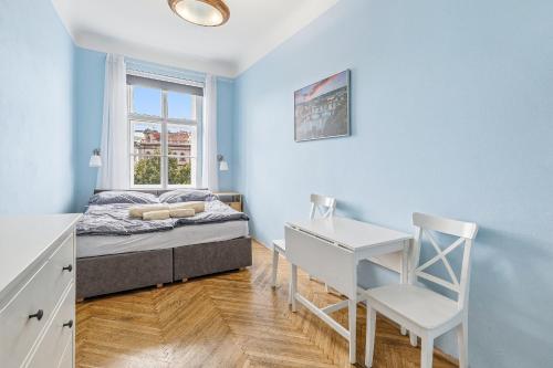 Romantic Light blue apartment Room Type - One-Bedroom Apartment