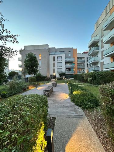 Studio lumineux, Toutes commodités à pied - Location saisonnière - Créteil