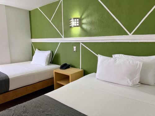 Hotel Nueva Zelanda, Леон