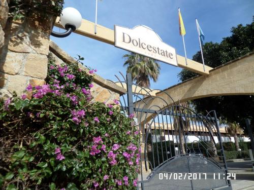  Dolce Estate Residence, Pension in Buonfornello