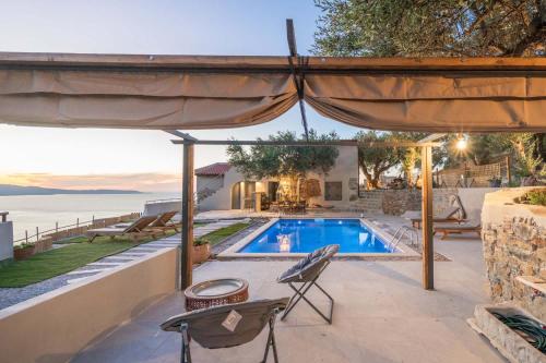 Villa Maestoso gîte à louer Mésa Moulianá
