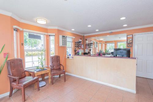 Sweet Breeze Inn Grants Pass - image 25