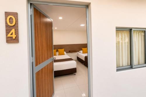 1 double bed, 1 twin bed