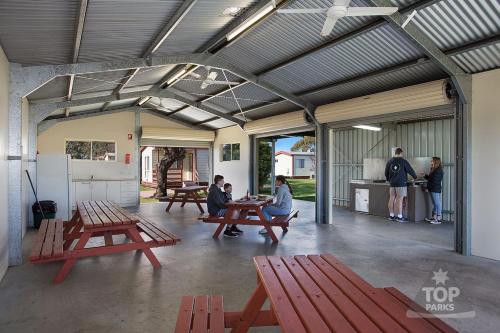 Konyha, Horsham Holiday Park in Horsham