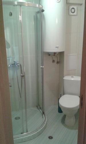 Two-Bedroom Penthouse Apartment image 2