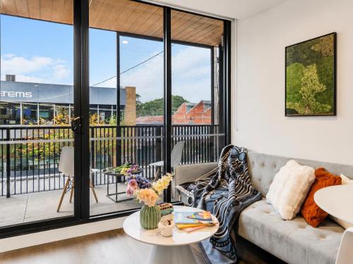 Modern 1 bedroom Hawthorn gym/pool/secure car park in Hawthorn