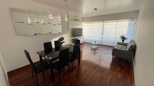 Exclusivo departamento 4Habitaciones 12huespedes en Zona Top Miraflores