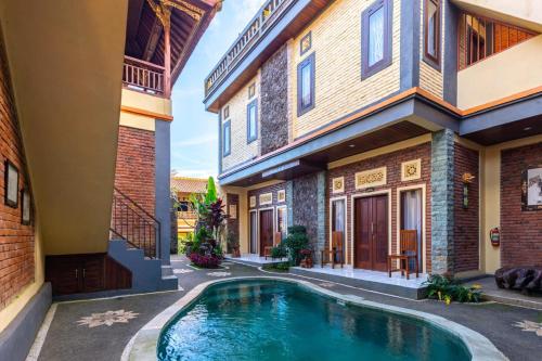 Exterior view, The GARUDA villa & Restaurant in Bedugul