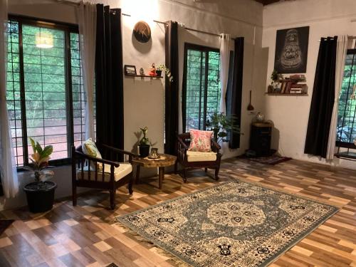 Kosha - Jungle Home in Devrukh